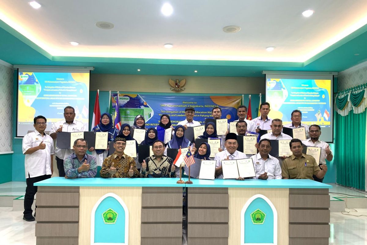 SMA Muhammadiyah 3 Yogyakarta MoU dengan 16 sekolah dan 2 jabatan pendidikan negeri Pahang Malaysia