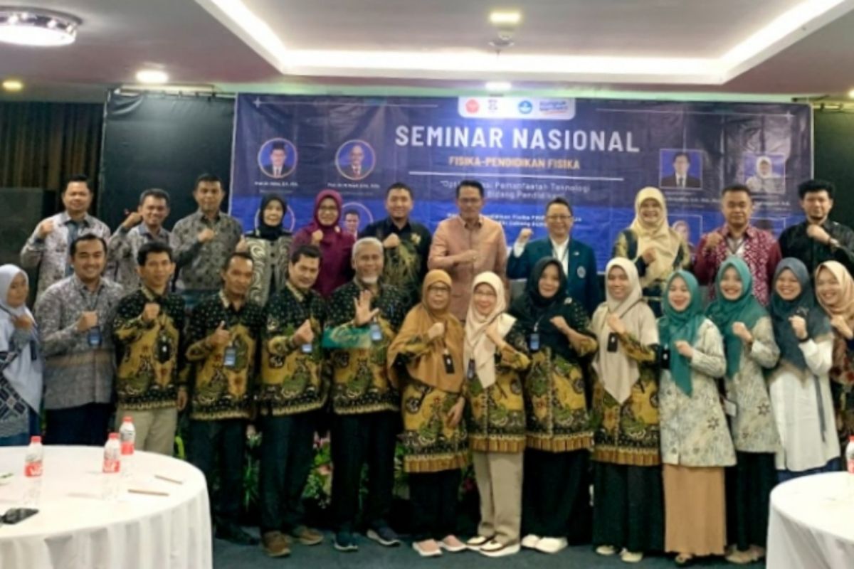 Unja optimalisasi teknologi dalam pendidikan melalui seminar fisika