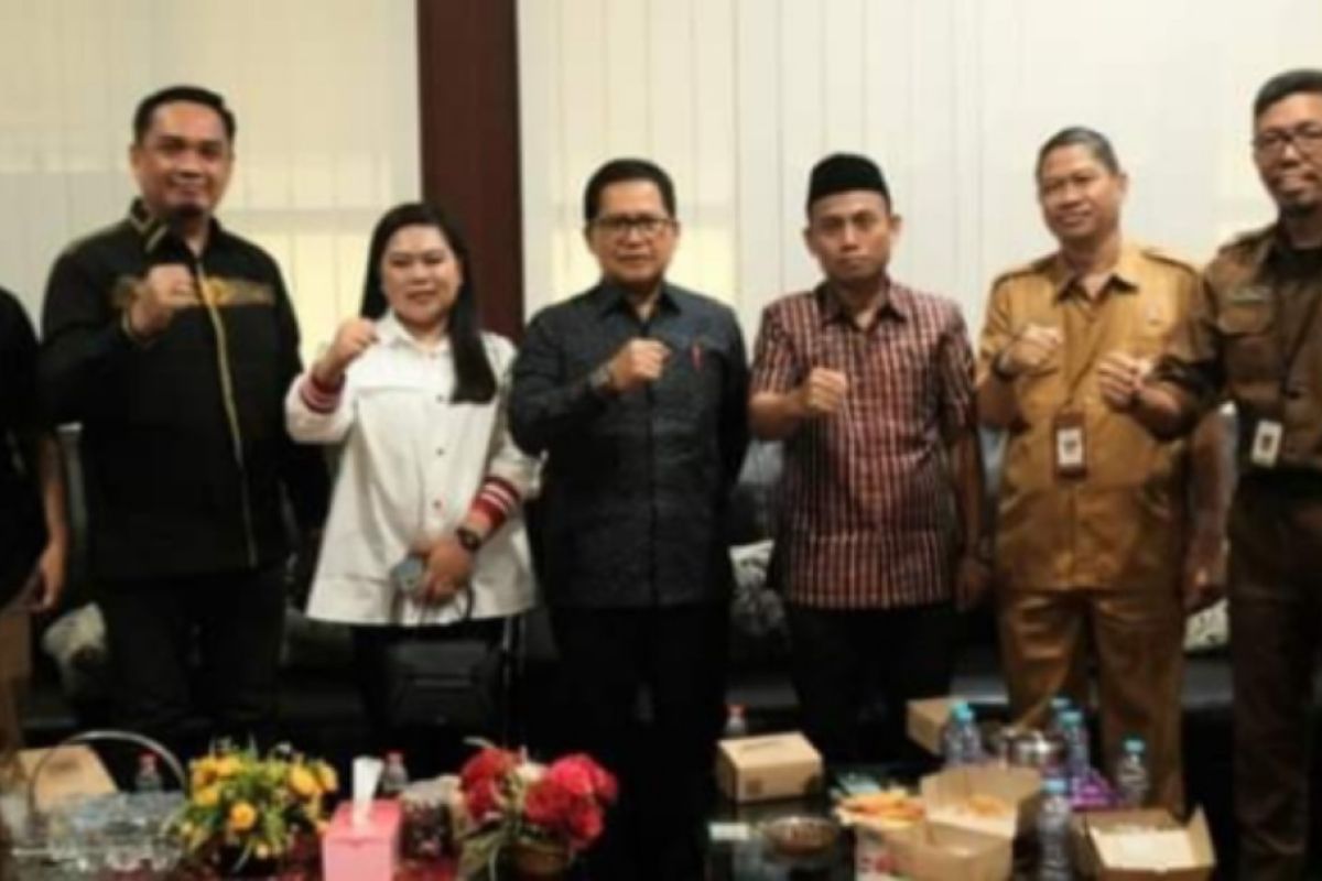 DPRD Sulbar optimalkan peran KI melayani informasi