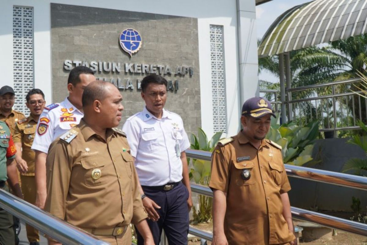 Ini ajakan Faisal Hasrimy saat kunjungi Stasiun Kereta Api Kwala Bingai