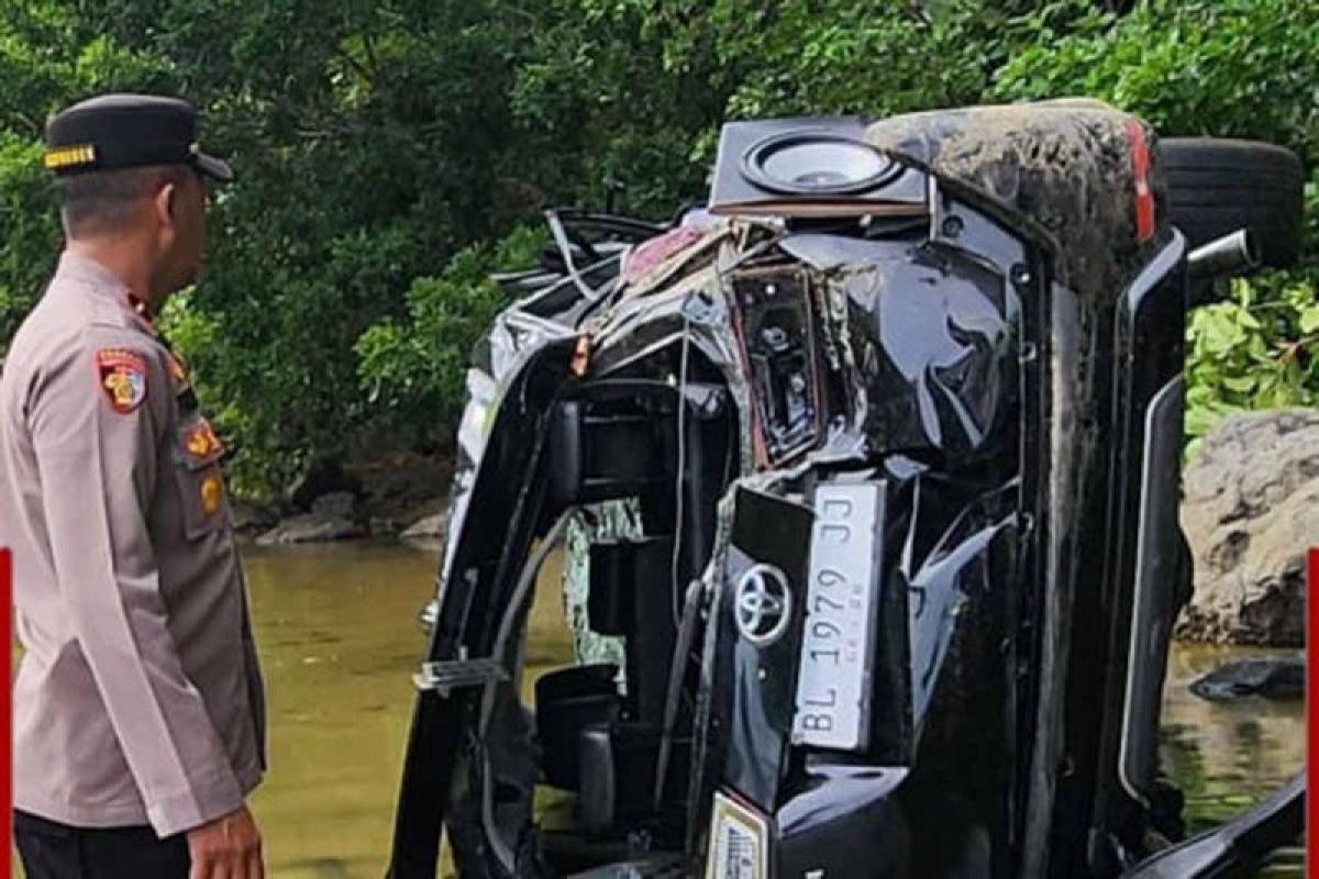 Ditlantas: Seorang tewas dalam insiden minibus masuk jurang di Aceh