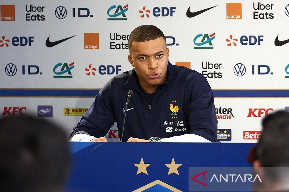 Mbappe dihujani kritik karena absen bela Prancis