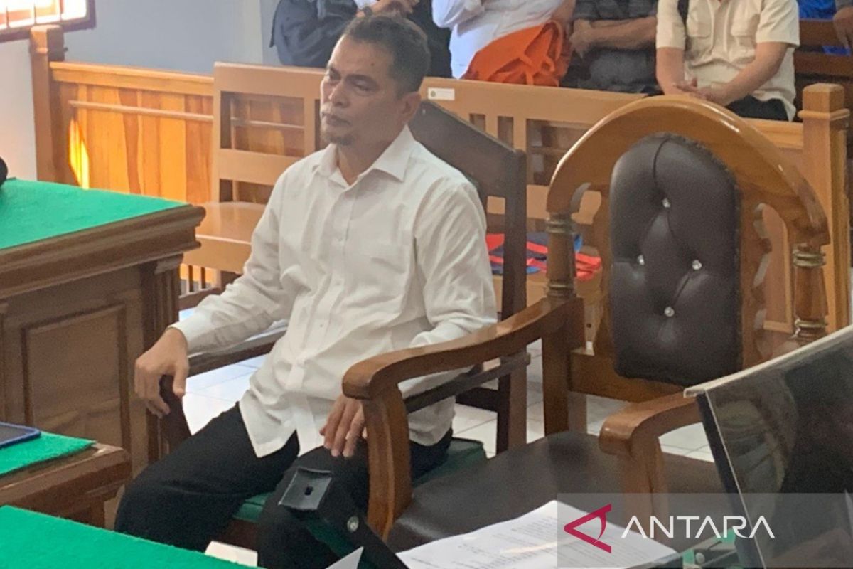 Jaksa tuntut eks Kadinkes  Sumut 20 tahun penjara