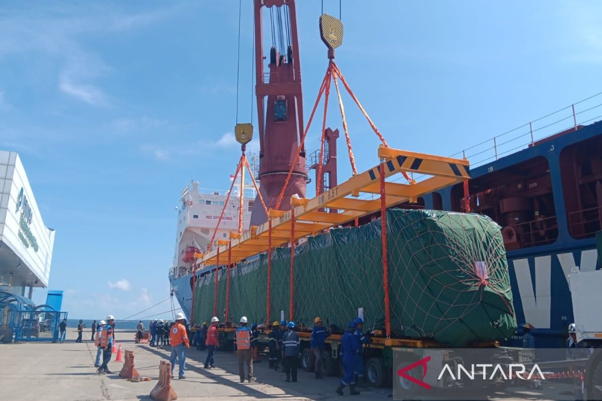 Rangkaian kereta otonom tanpa rel kembali tiba di Kaltim