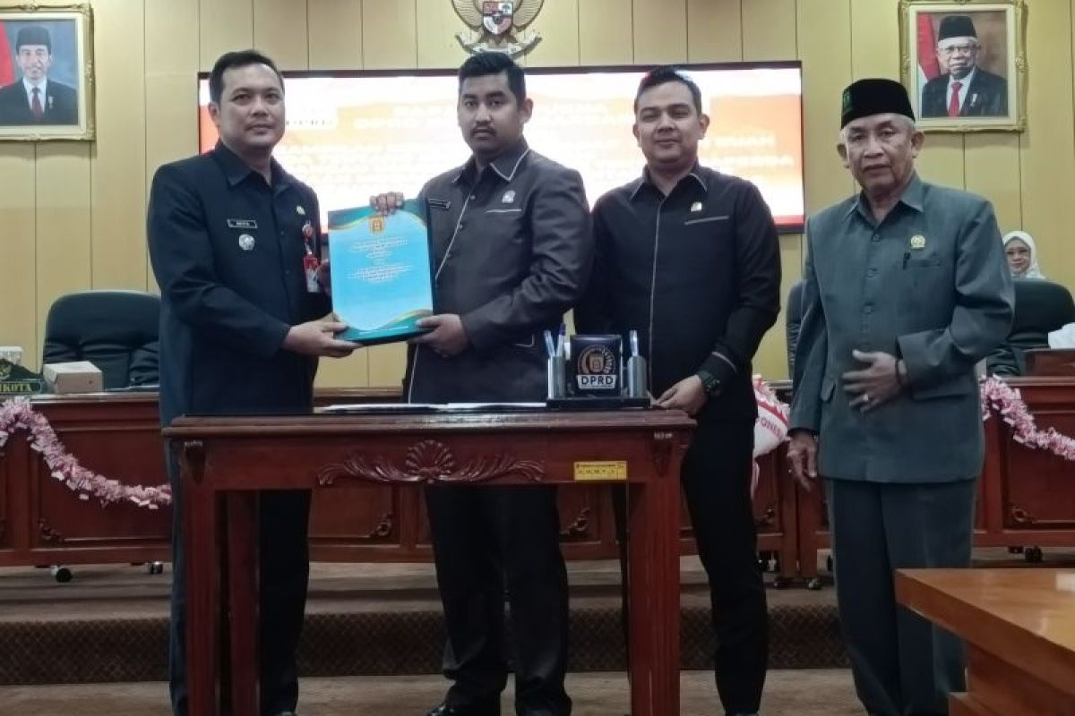 DPRD Banjarbaru sahkan Perda RPJPD 2025-2045