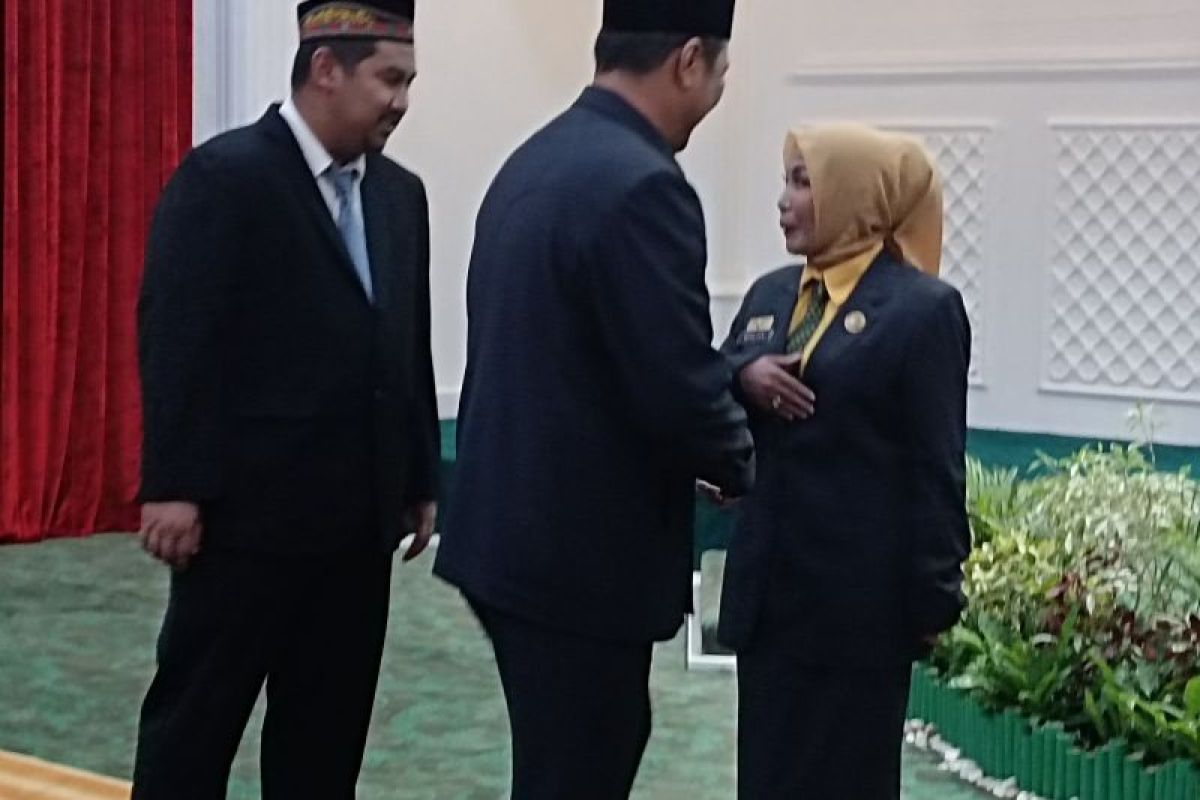 Foto - Ketua DPRD Banjarbaru hadiri pelantikan Pj Sekda