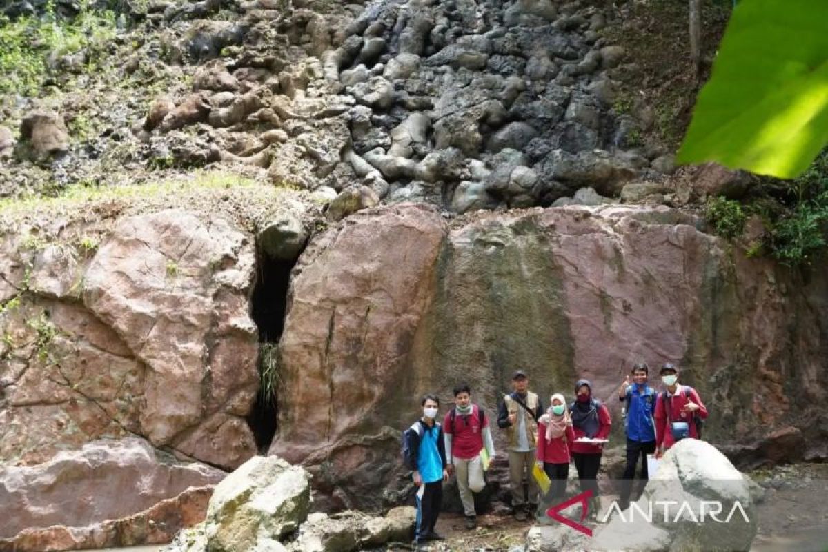 BRIN temukan 13 situs warisan geologi skala internasional di Kebumen