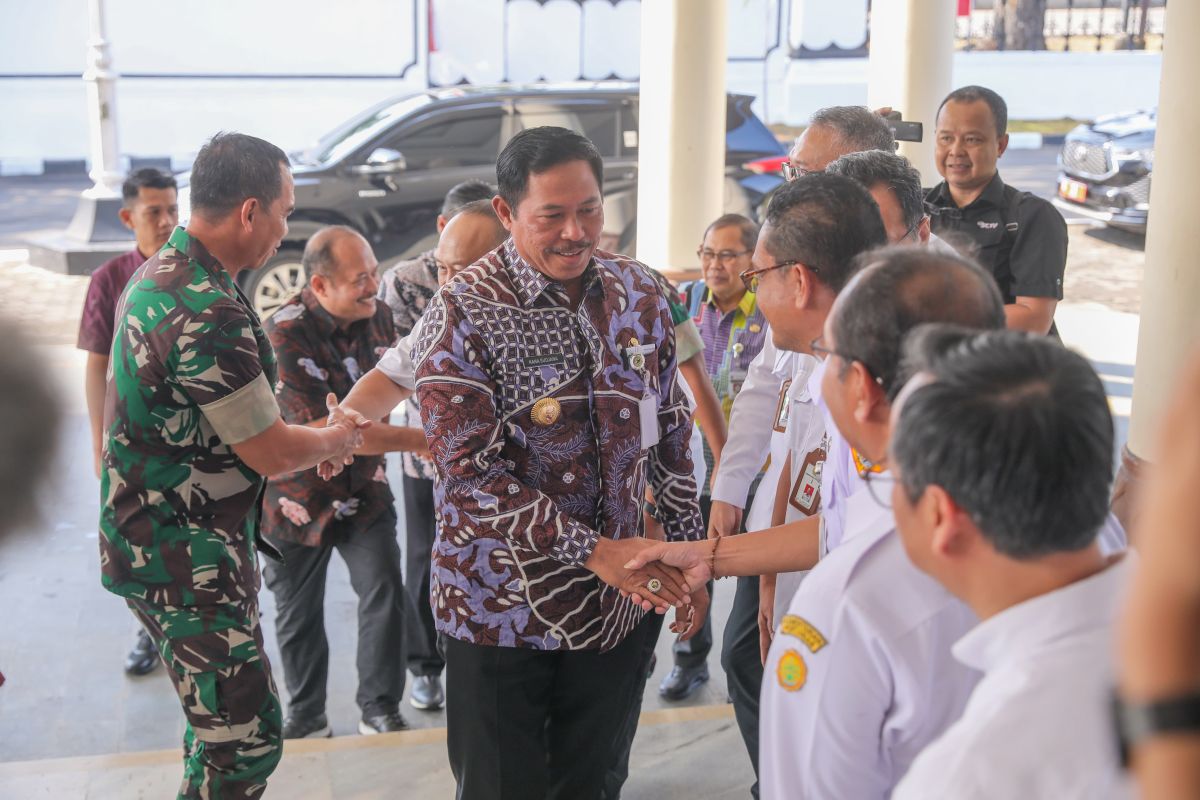 Pj Gubernur Jateng minta penyuluh pertanian terus motivasi petani