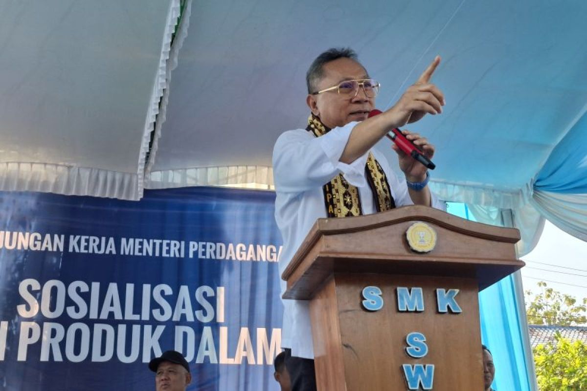 Indonesians should prioritize use of domestically made goods: Minister