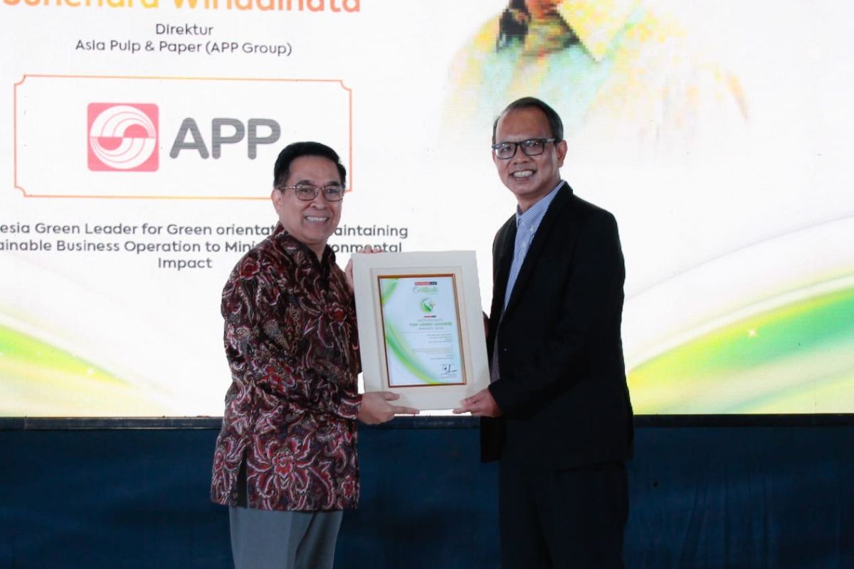 Konsisten Terapkan Praktik Bisnis Berkelanjutan, APP Group Raih Penghargaan Indonesia's Top Green Leaders Award 2024