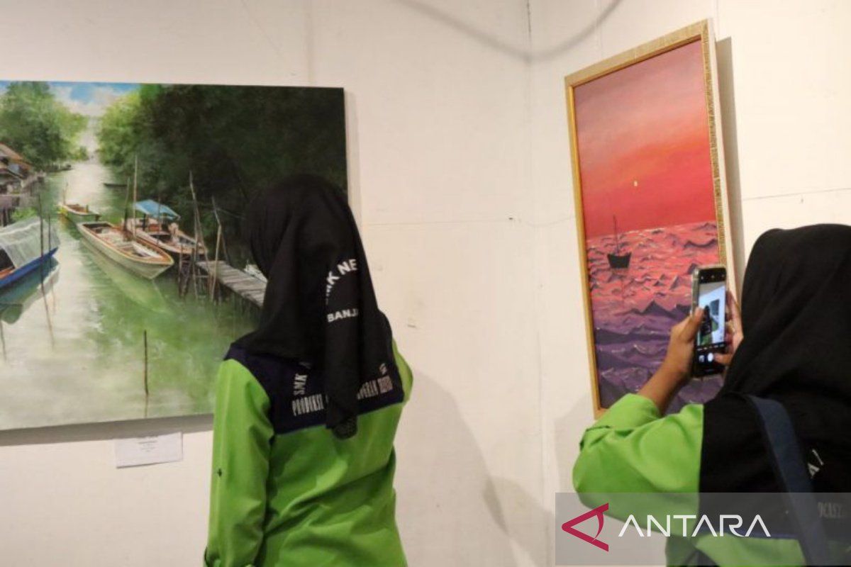 Kalsel kemarin, pameran lukis bias Borneo hingga persentase kemiskinan HSS