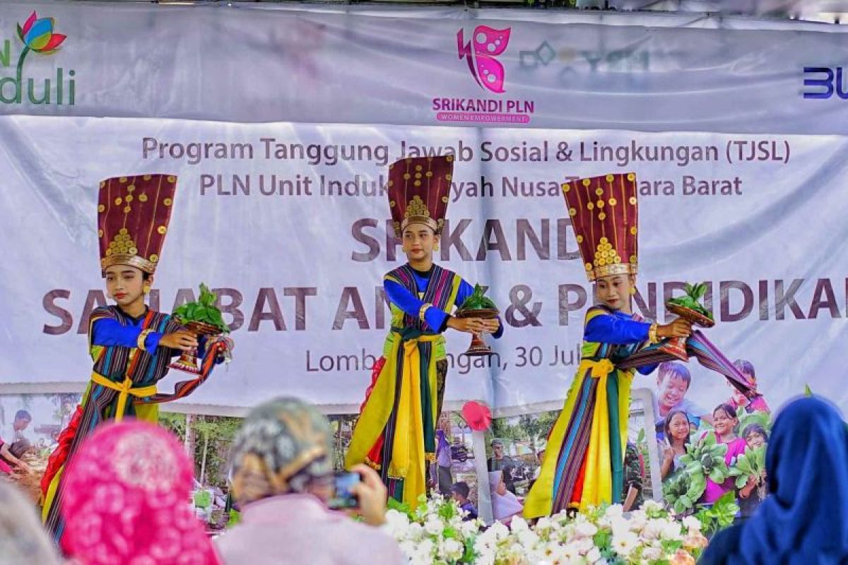 Hari Anak Nasional, Srikandi PLN UIW NTB gelar edukasi di Eco School Nusantara