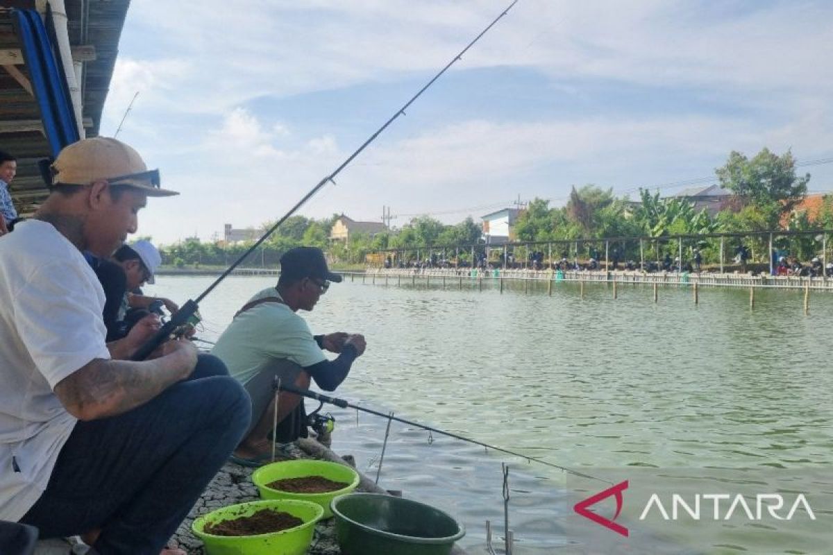 Disbudpar gelar lomba mancing untuk promosikan wisata Jatim