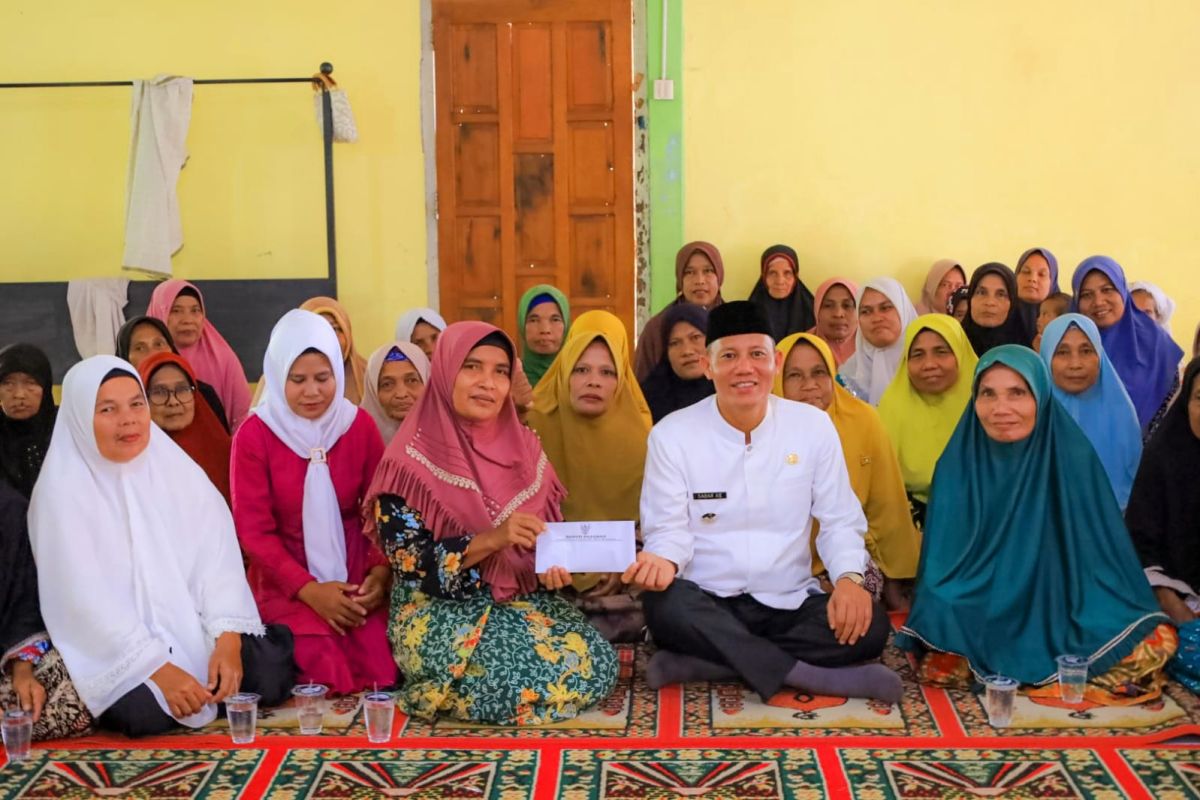 Sabar AS datangi masjid Nurul Yaqin Batu Tinggi