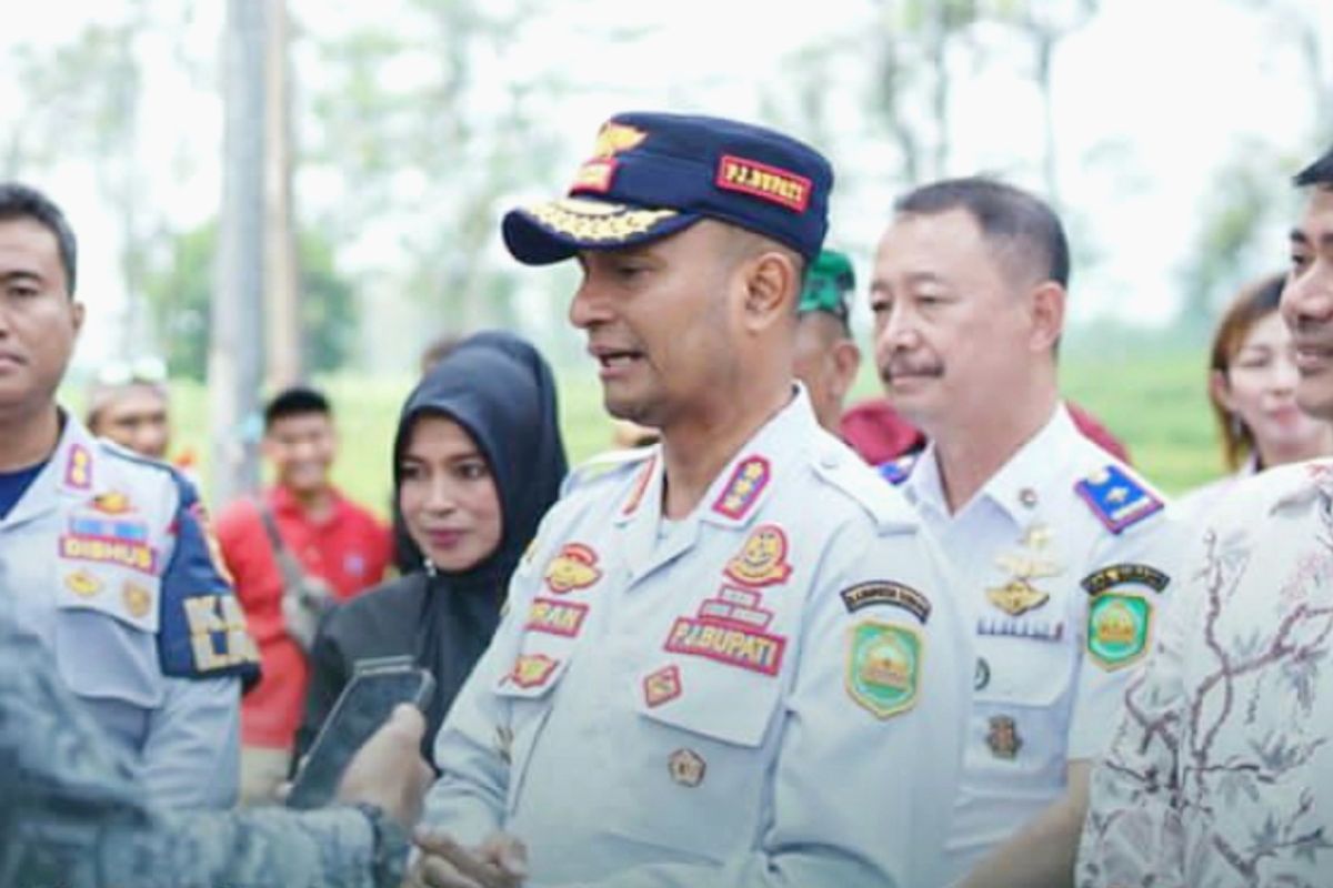 Pemkab Subang batasi jam operasional truk di jalan akses destinasi wisata