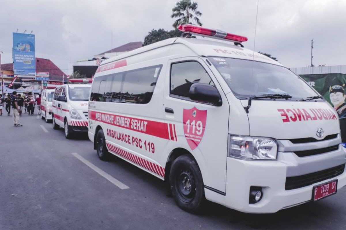 Pemkab Jember siagakan ambulans hingga mobil pemadam saat JFC