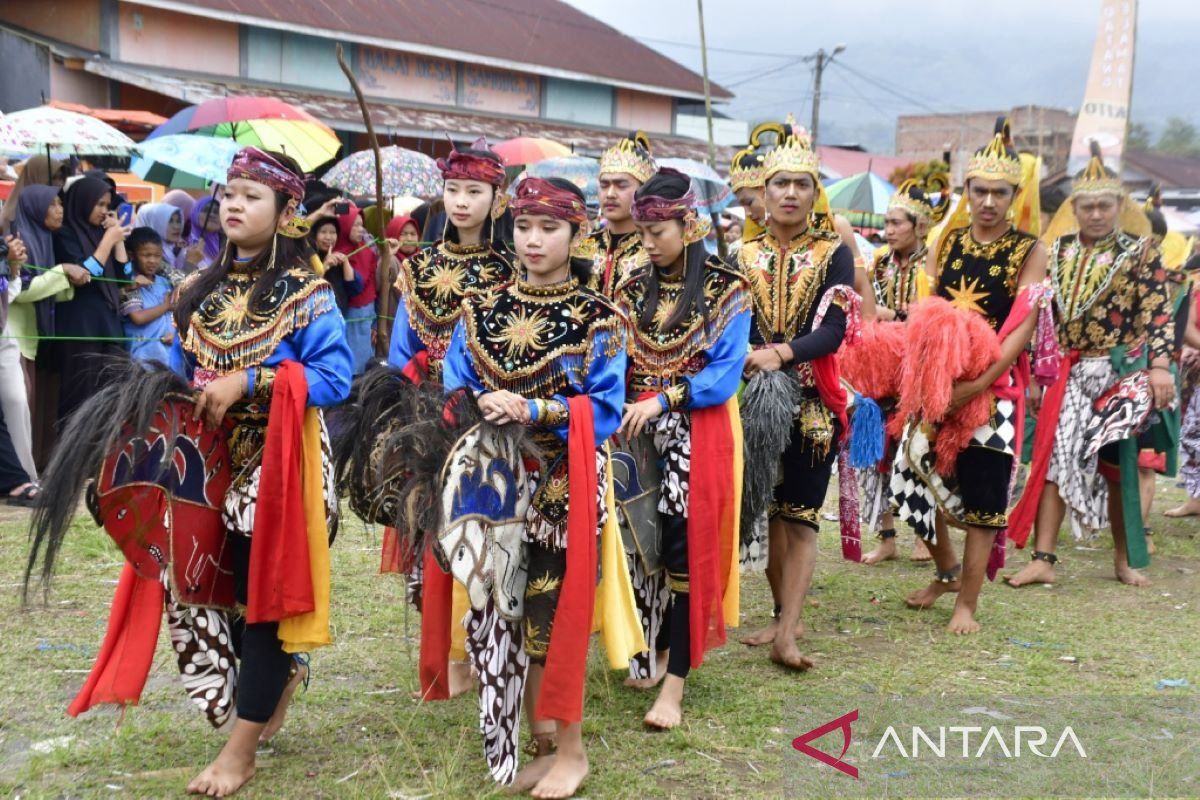 26 grup kuda kepang meriahkan Grebek Suro di Rejang Lebong