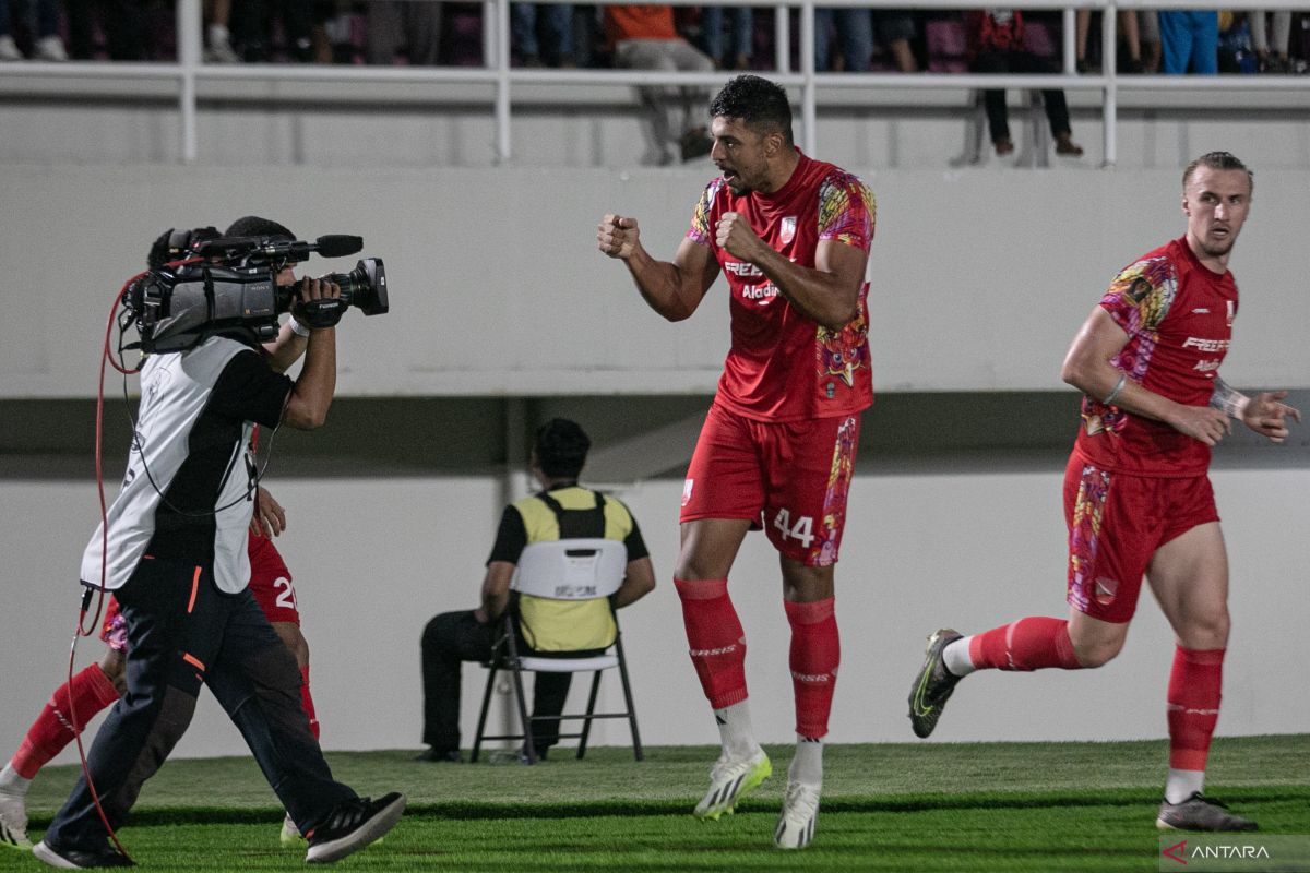 Trigol Gustavo Almeida bawa Persija menang 3