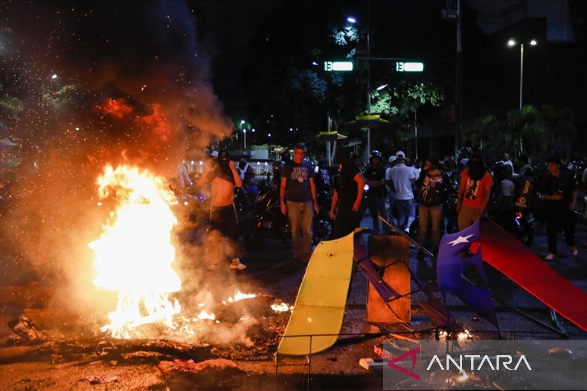 Lebih dari 2.000 ditahan menyusul unjuk rasa hasil pilpres Venezuela