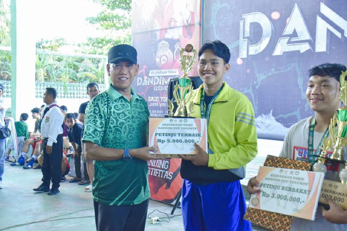 Wabup apresiasi Kejuaraan Tinju Amatir Dandim Cup Ketapang