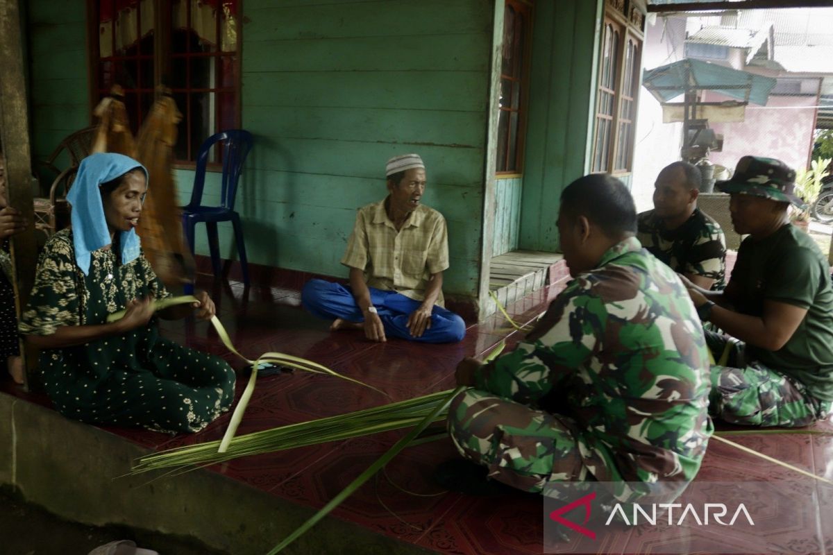 TMMD 121 - Kodim HSS ajak warga tekuni kuliner guna tingkatkan ekonomi