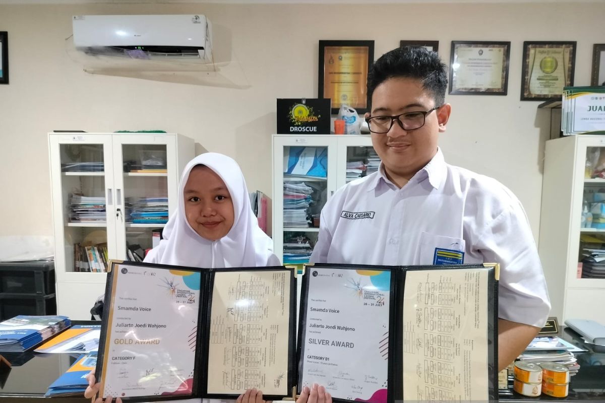 Siswa SMA Muhammadiyah 2 Sidoarjo juarai lomba paduan suara internasional