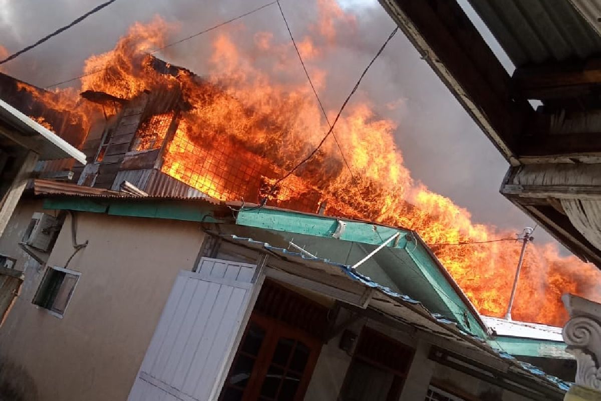 21 rumah di Pulo Brayan terbakar,  apa penyebabnya ?