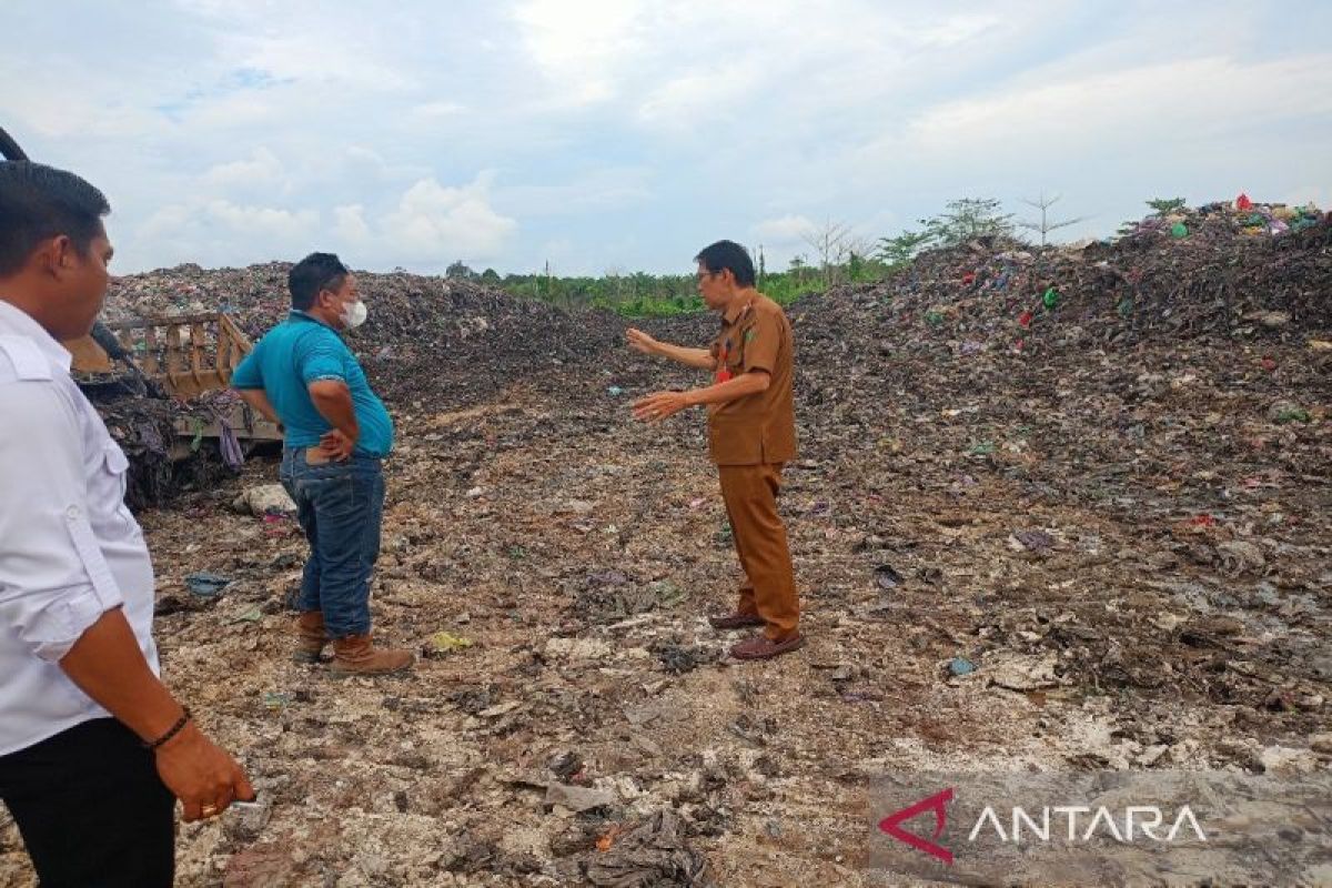 DPUPR Perkim Bartim gusur sampah di TPA Luak Jawuk