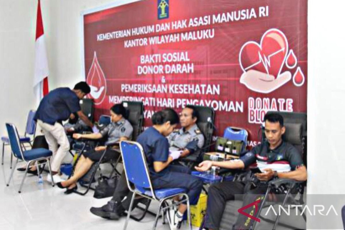 Lakukan bakti sosial, Kemenkumham Maluku kumpulkan 66 kantong darah untuk PMI Kota Ambon