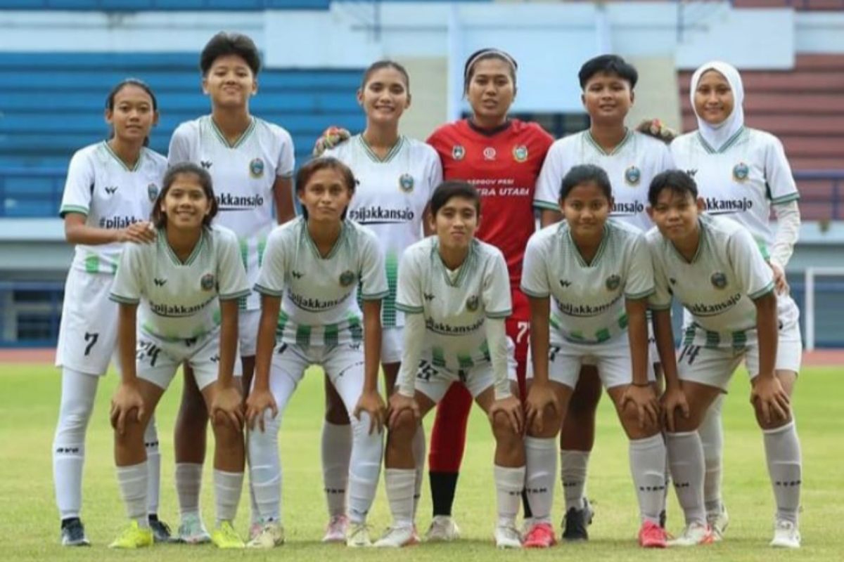 Sepak bola putri PON Sumut petik  pelajaran berharga di Jawa Barat