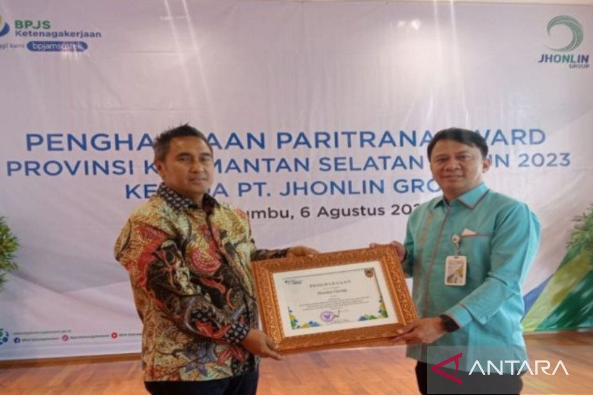 BPJS Ketenagakerjaan anugerahi Paritrana Award kepada Jhonlin Group