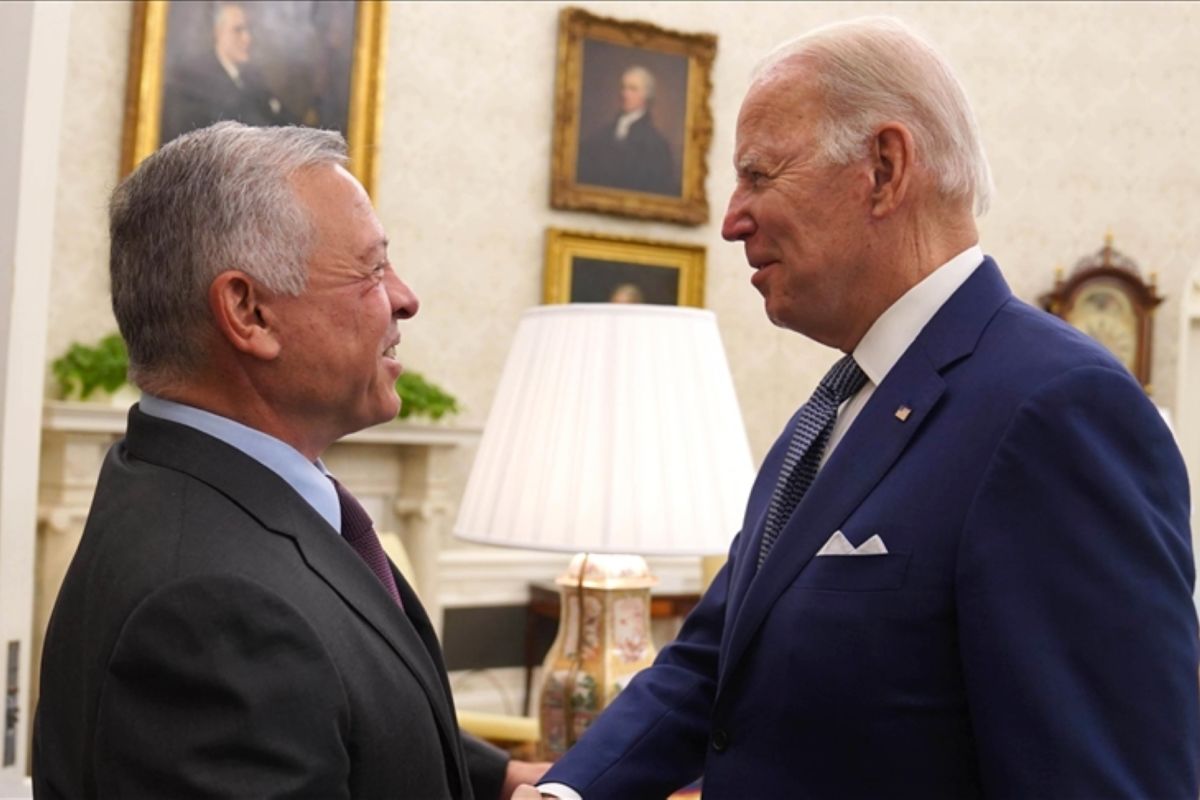 Joe Biden dan Raja Abdullah II upayakan redakan ketegangan di Timur Tengah, bahas gencatan senjata