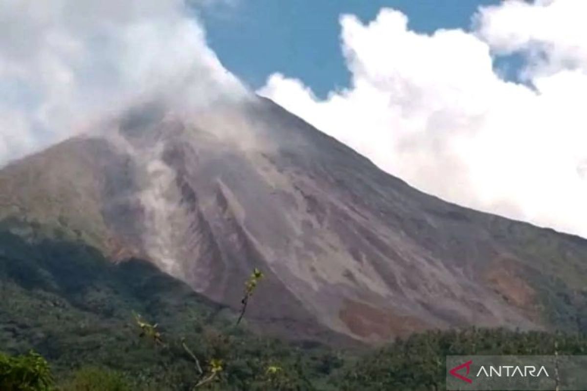 Badan Geologi tetapkan status waspada banjir lahar dingin Gunung Karangetang