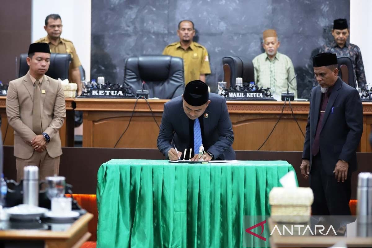 DPRK Nagan Raya sahkan KUA-PPAS APBK 2025