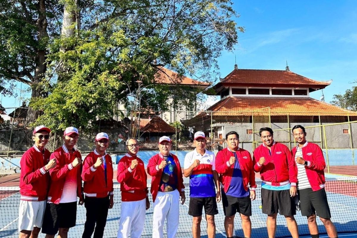 Korpri Kabupaten Badung juara tenis Turnamen Korpri Provinsi Bali ke III