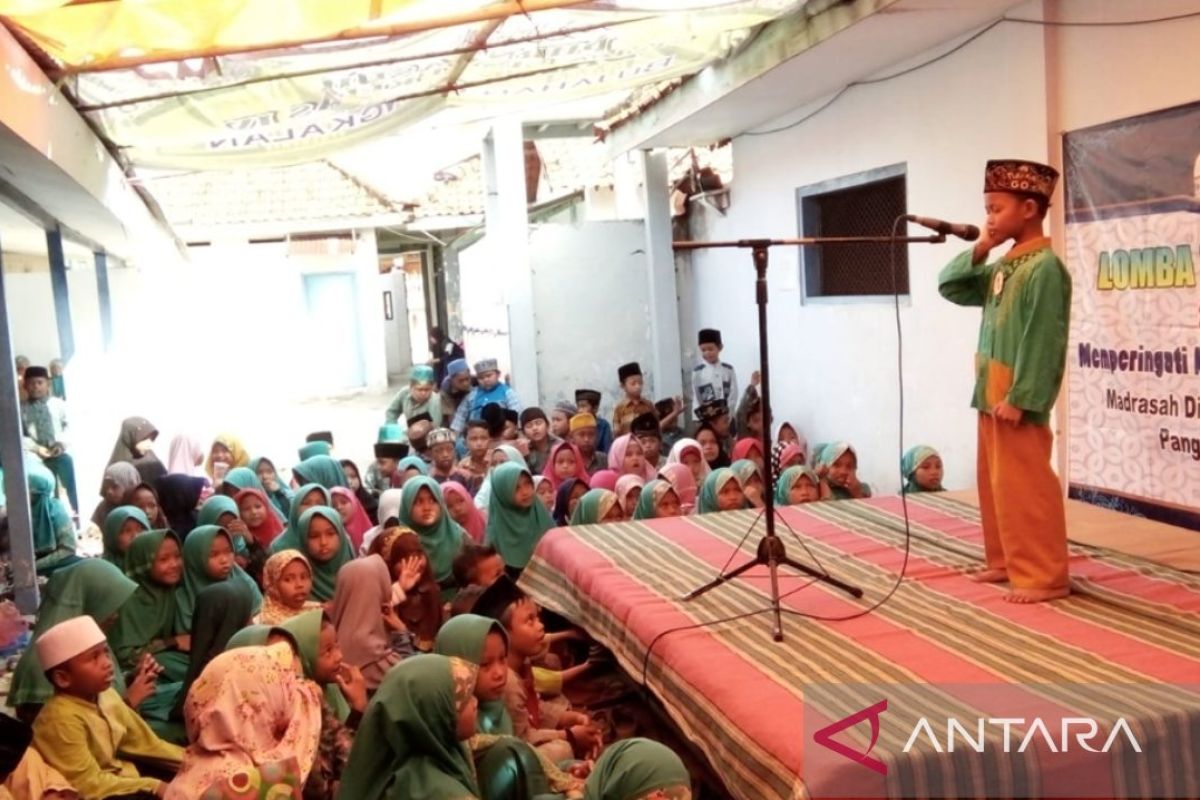 Kemenag Bangkalan beri insentif untuk ribuan guru madrasah