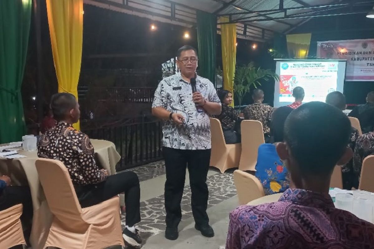 Sosialisasi bahaya narkoba, Kepala BNNP Kalbar motivasi calon paskibraka KKU