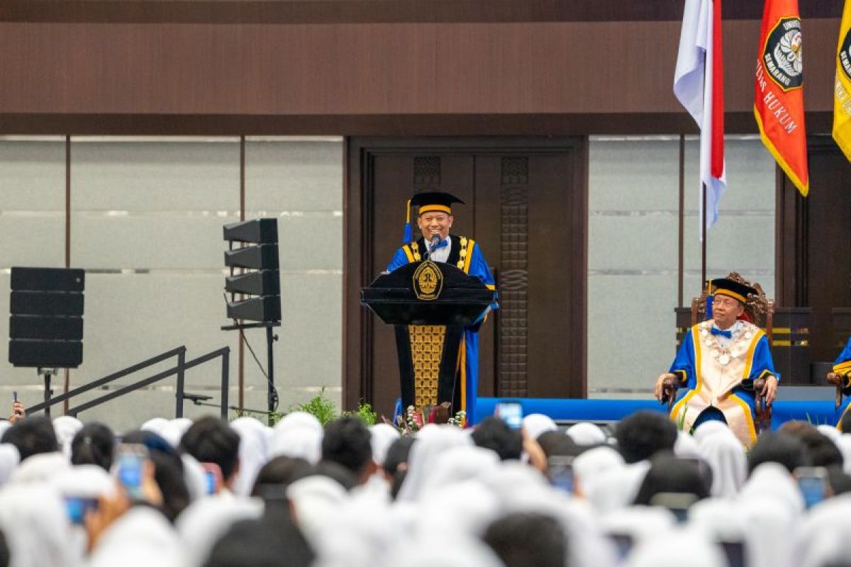 Rektor Undip ajak mahasiswa ikut organisasi