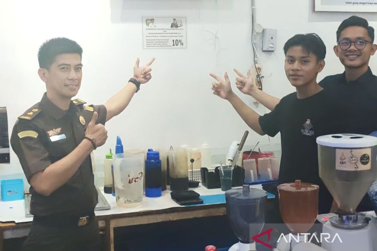 Kejari OKU sosialisasikan penerapan pajak  restoran 10 persen