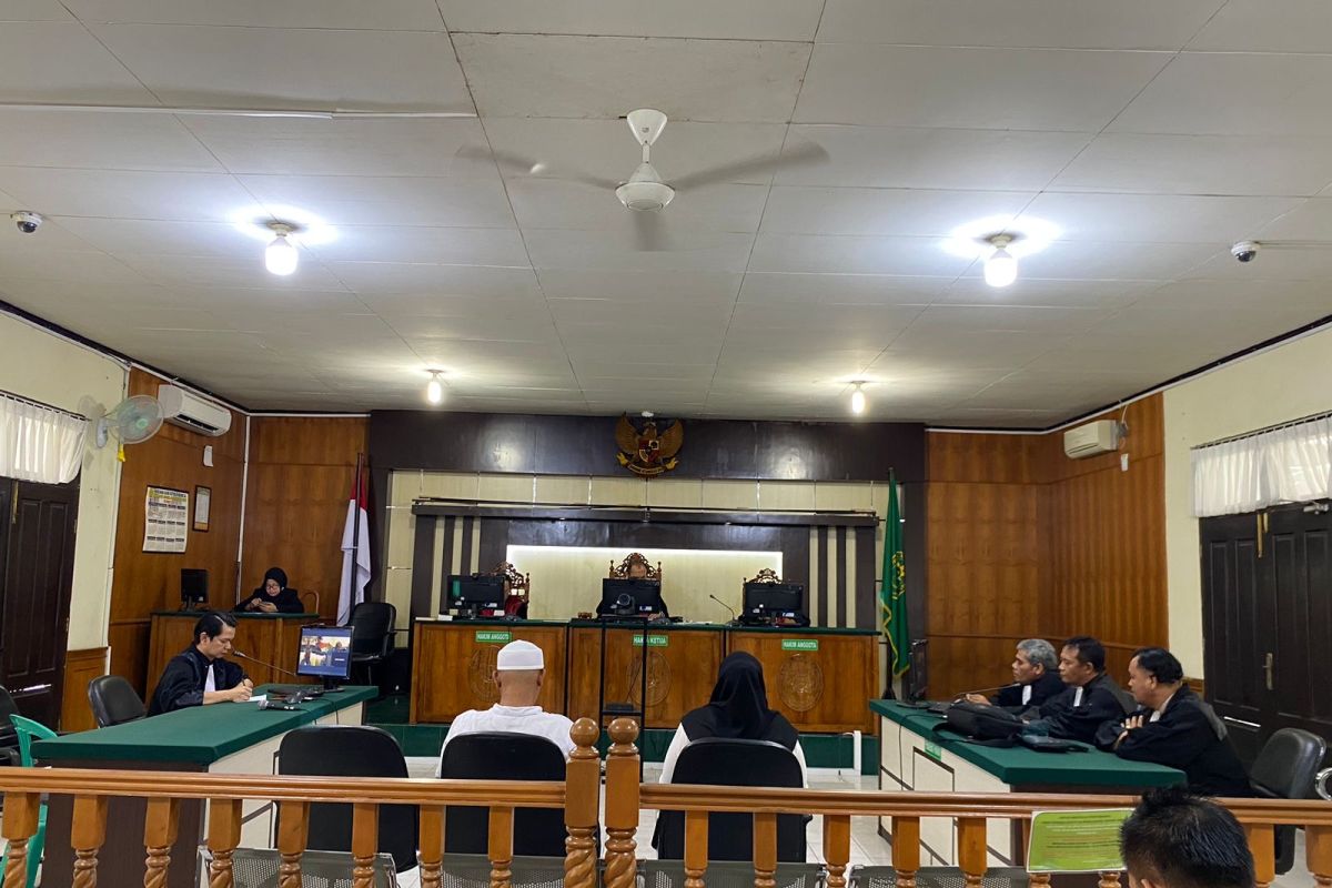 Korupsi dana BLU, mantan Rektor UIN Suska Riau Akhmad Mujahidin divonis 9,5 tahun