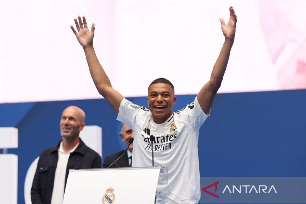 Carlo Ancelotti isyaratkan Mbappe menjalani debut di Piala Super UEFA