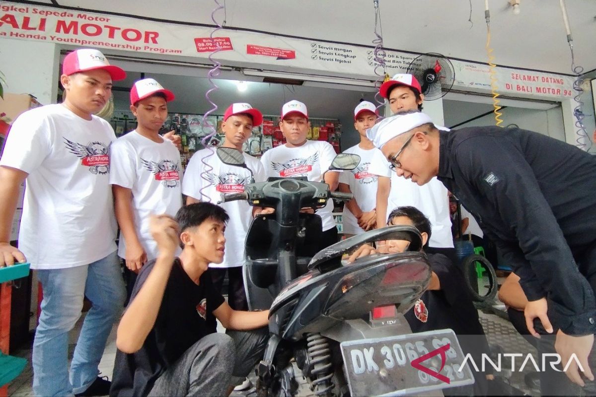 Yayasan AHM dorong UMKM bengkel binaan naik kelas