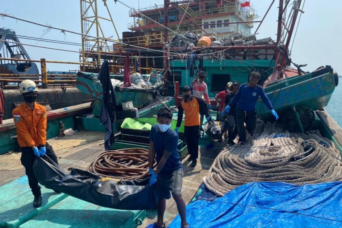 Cegah penyebaran penyakit, 21 ABK KM Sri Mariana dikarantina