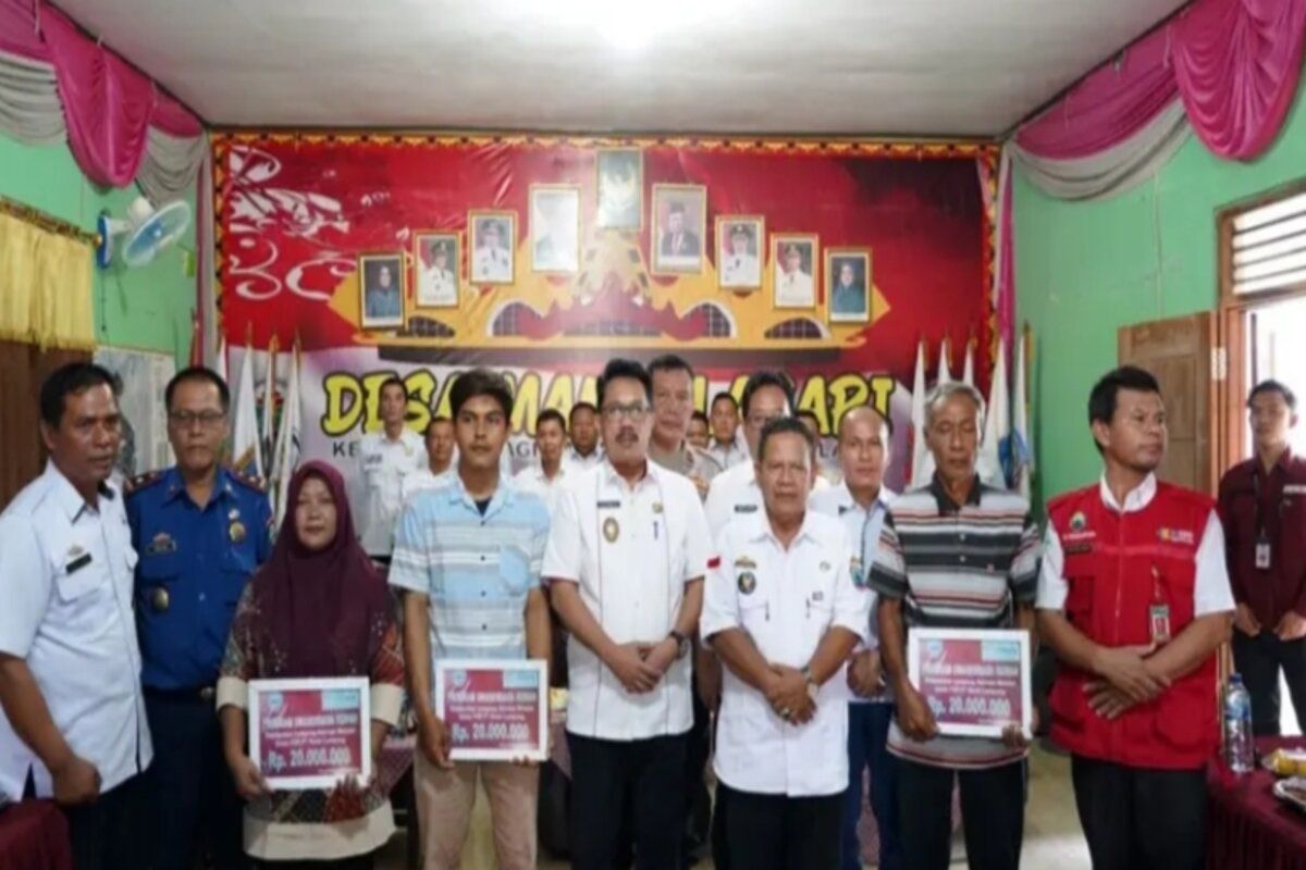 Lampung Selatan beri bantuan bedah rumah ke enam warga di Sragi
