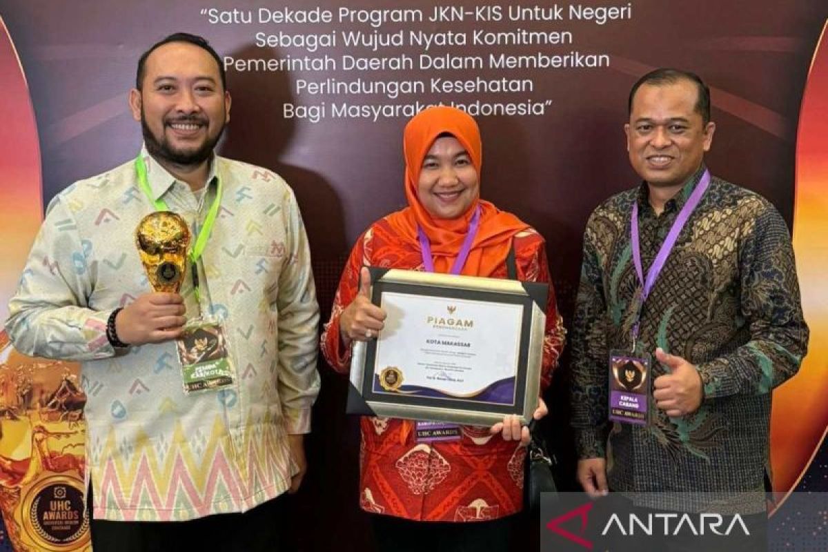 Pemkot Makassar raih UHC Award 2024 karena cakupan JKN mencapai 99 persen