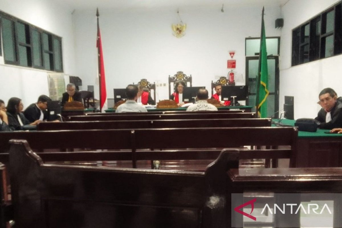 Hakim Tipikor Ambon vonis  bebas dua terdakwa korupsi