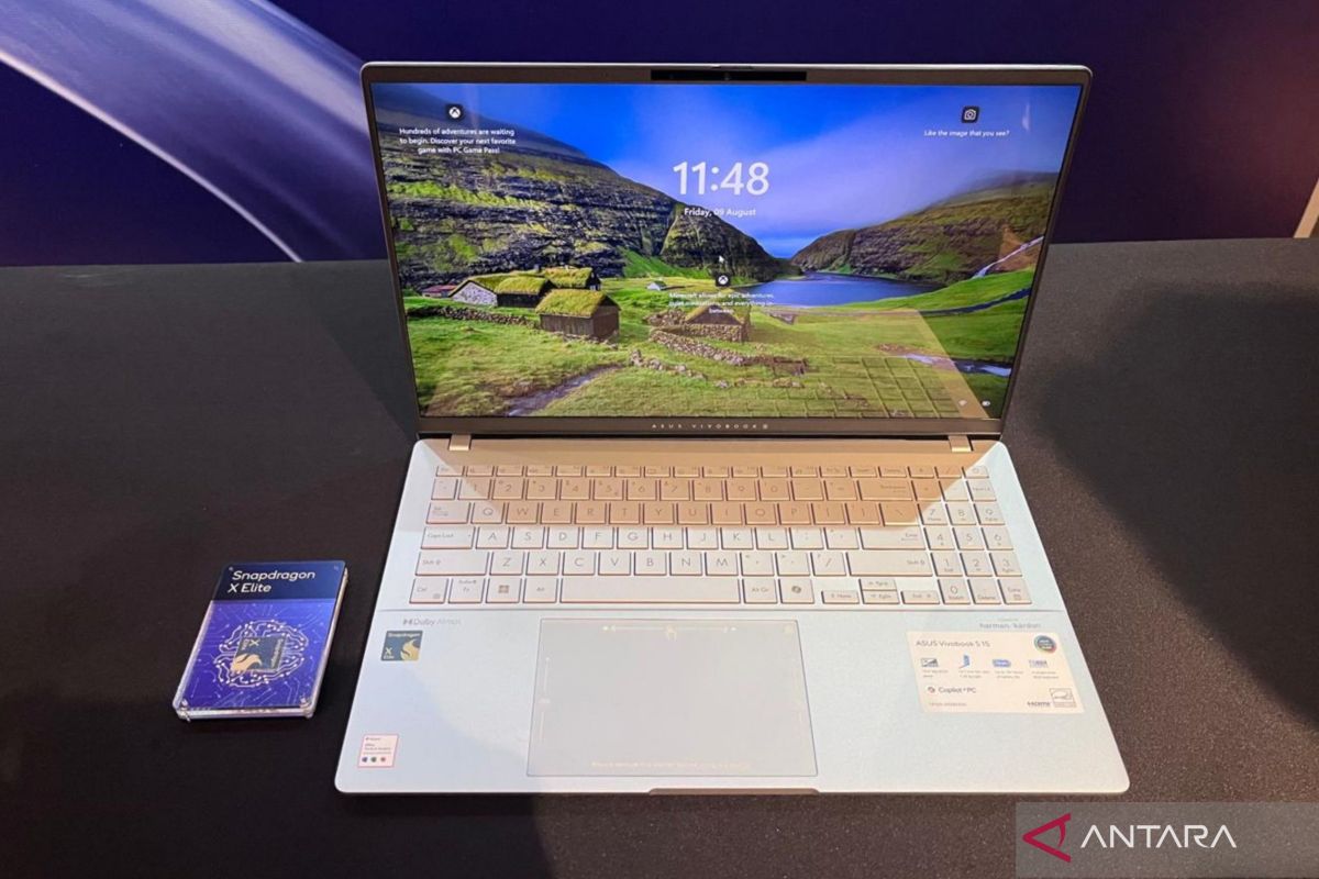 Asus kenalkan laptop Vivobook S 15 OLED