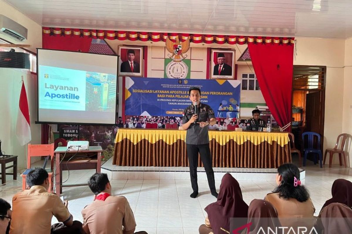 Kemenkumham Babel sosialisasi Apostille dan Perseroan Perorangan di SMAN 1 Toboali