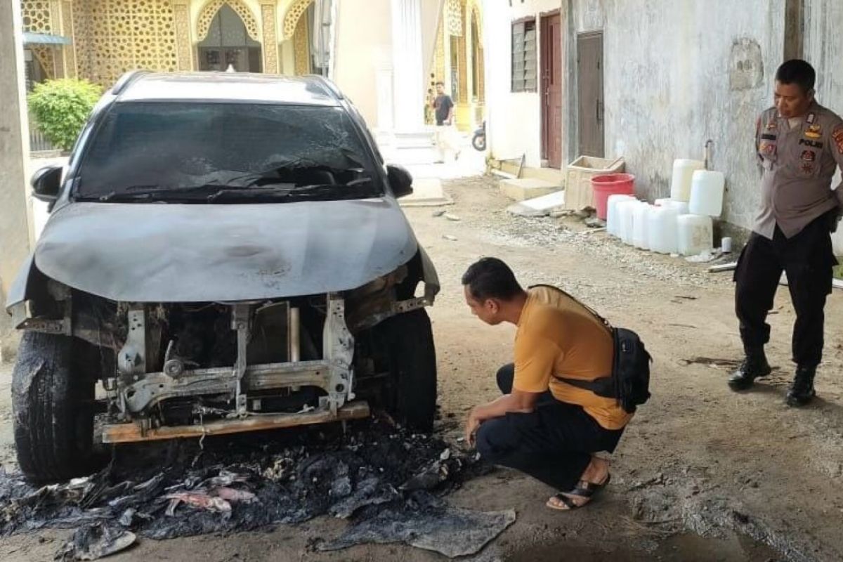 Pria Rohul bakar mobil lantaran sakit hati