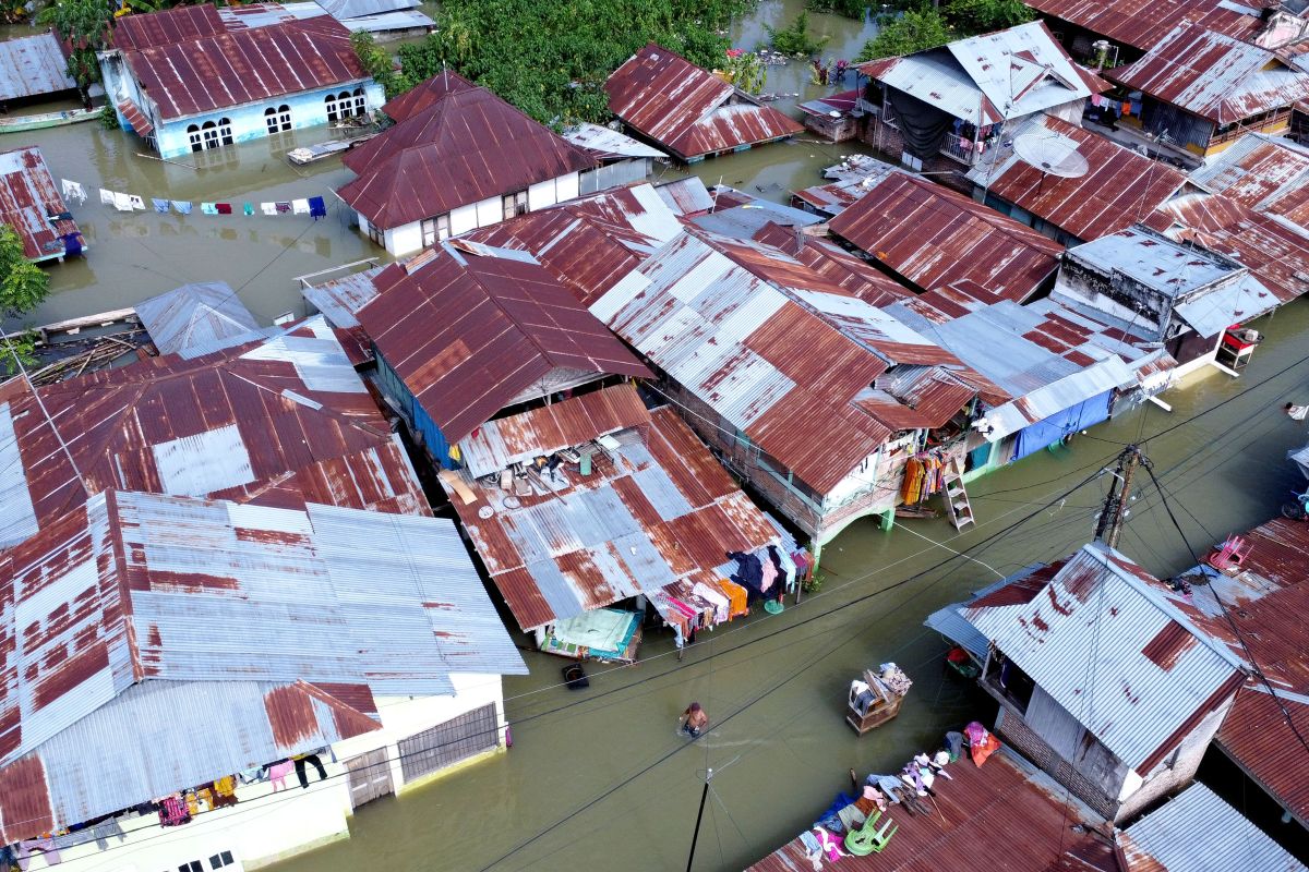 Empat korban banjir Gorontalo meninggal dunia terindikasi leptospirosis